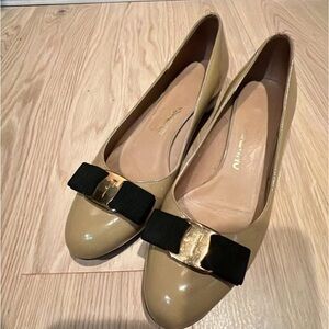 Salvatore Ferragamo Tan Flats with Black Bow